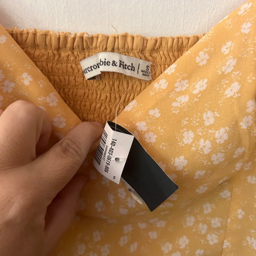 Abercrombie & Fitch measurements are